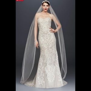 Oleg Cassini wedding dress
